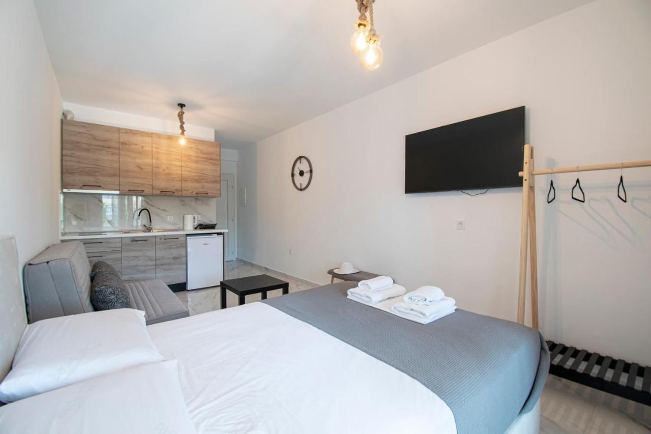 Nikiti Central Suites By Travel Pro Services - Nikiti Halkidiki Εξωτερικό φωτογραφία