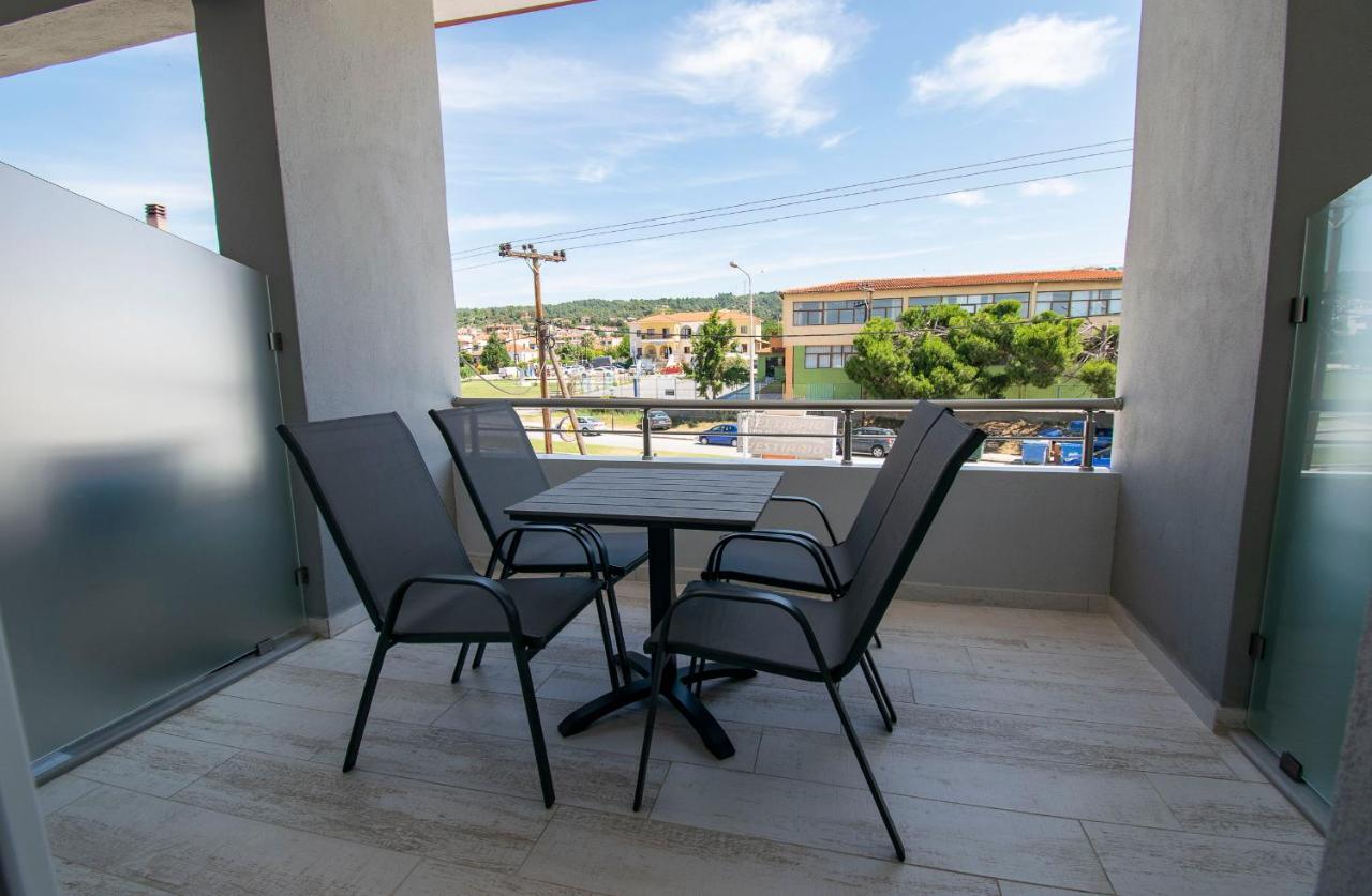 Nikiti Central Suites By Travel Pro Services - Nikiti Halkidiki Εξωτερικό φωτογραφία